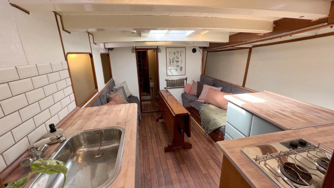 Varra Water - Unique Boat Accomodation - Bornholm Neksø Exterior foto